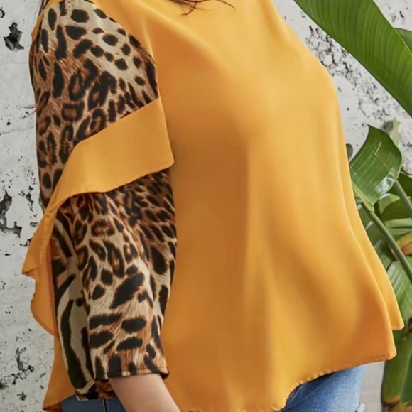 Top - Picture 2 of 5